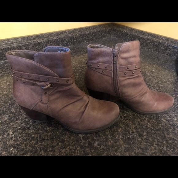 Booties - Picture 2 of 4